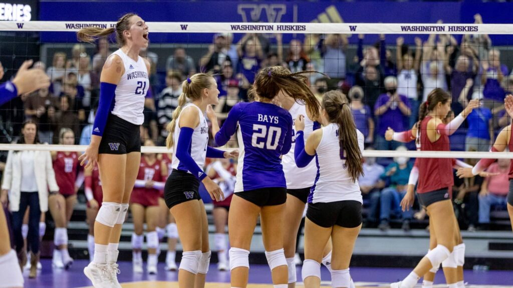 Top 10 NCAA Division 1 Women's Volleyball Colleges